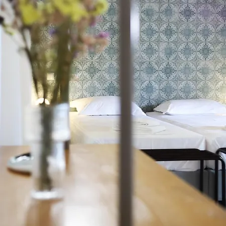 Just Barrett Bed & Breakfast Rovies
